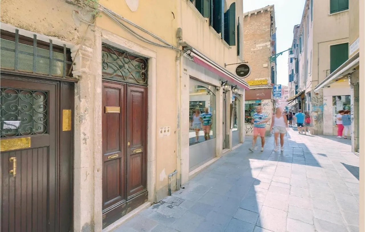 Nice Apartment In Venezia -Ve- With Wifi 0*, Venice