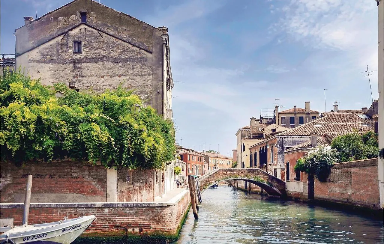 Nice Apartment In Venezia -Ve- With Wifi Italy