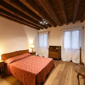 Mercerie E Capitello Apartments Venecia