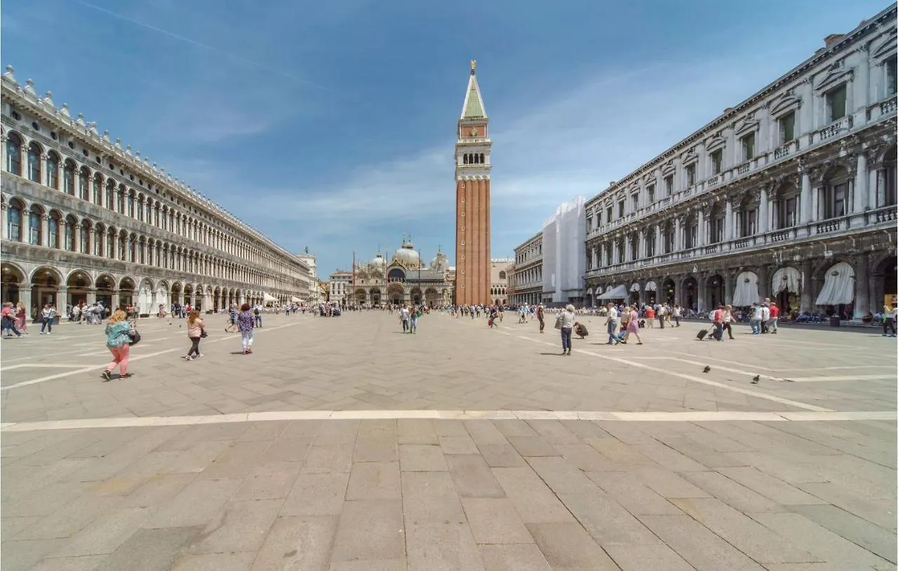 Nice Apartment In Venezia -Ve- With Wifi location